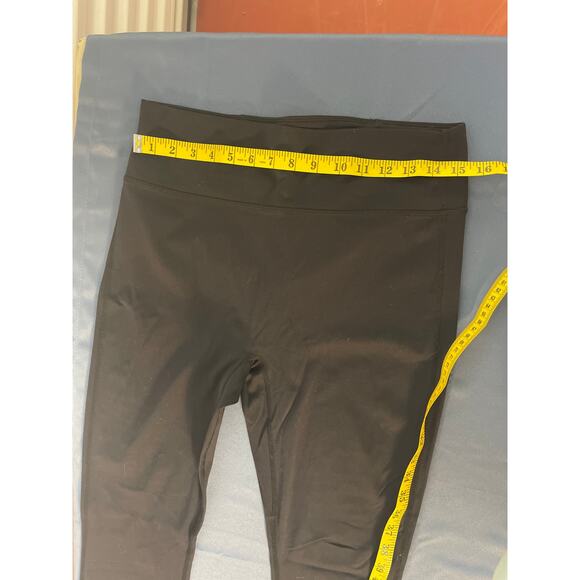 Fabletics Black Leggings Ankle Length XL - Picture 9 of 9